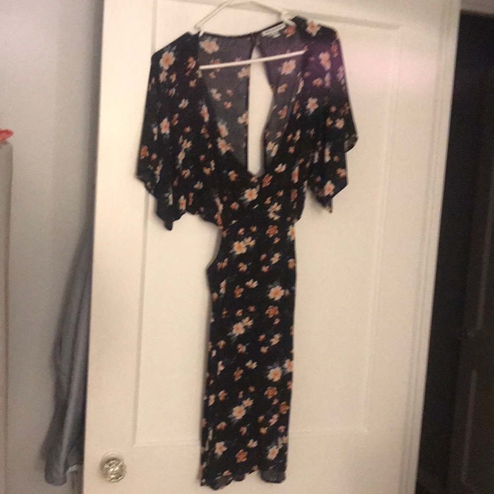 Backless dress